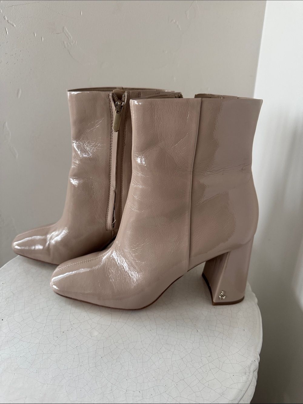 Sam Edelman CODIE 2 Shiny Patent Faux Leather Latte Chic Boots Square Toe Size 9